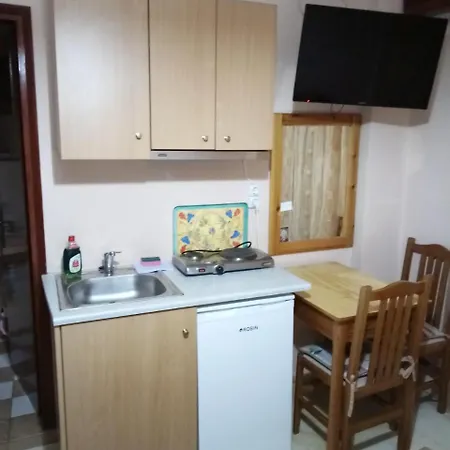 Dimitra Pentaliou Guest house Kamena Vourla